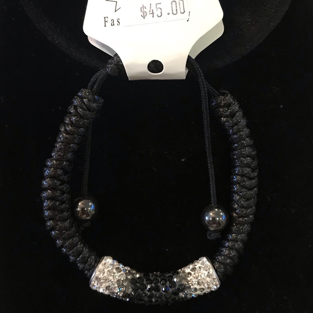 NWT FASHION JEWELRY BRACELET - Picture 2 of 5